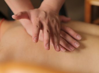 Thai Oil Massage – Hands on course